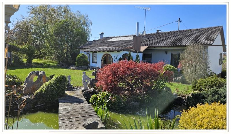 Charmantes Einfamilienhaus auf über 900 m² Grund! 